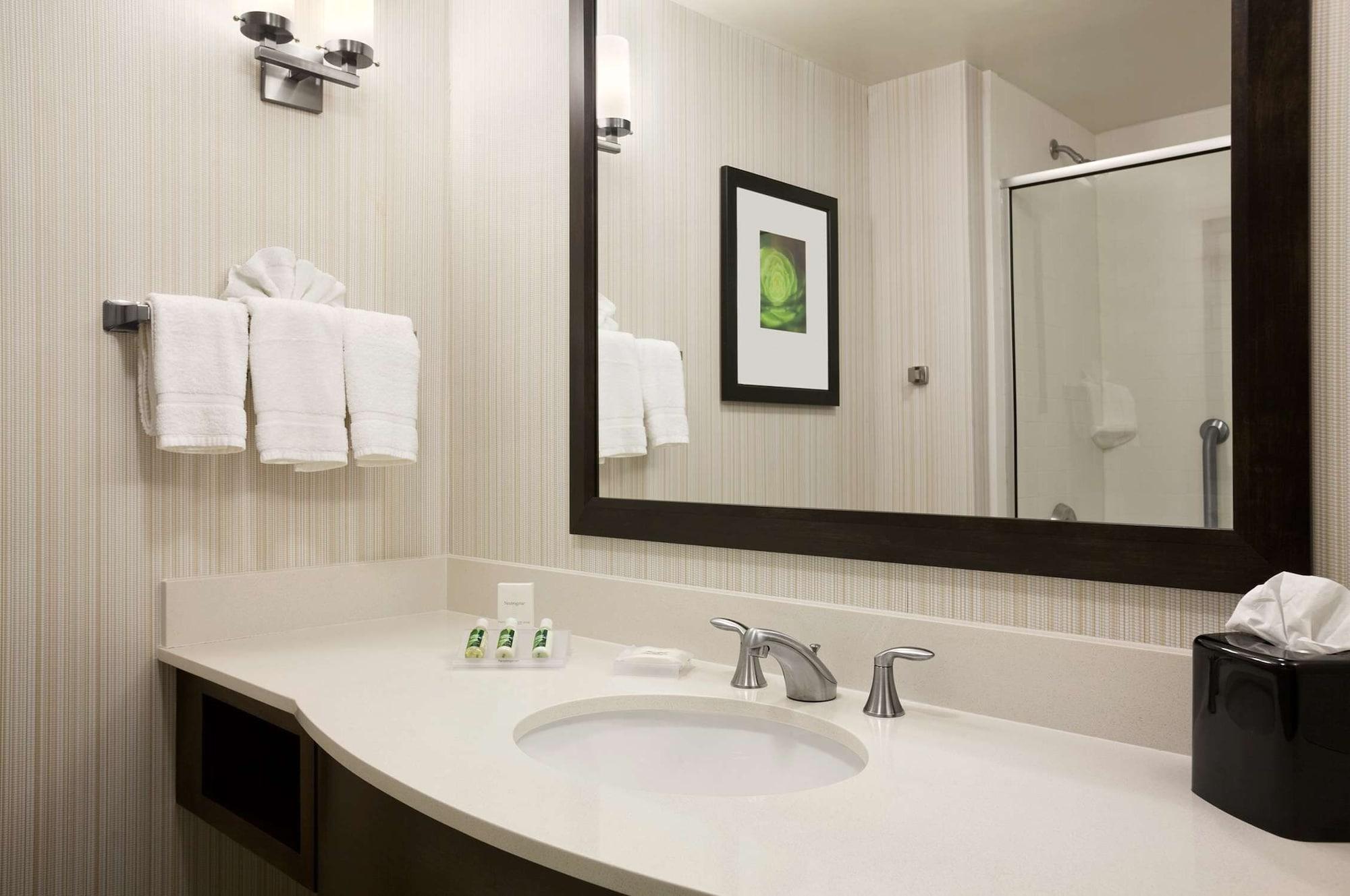 Hilton Garden Inn Rochester/Pittsford Bushnell Basin Eksteriør bilde