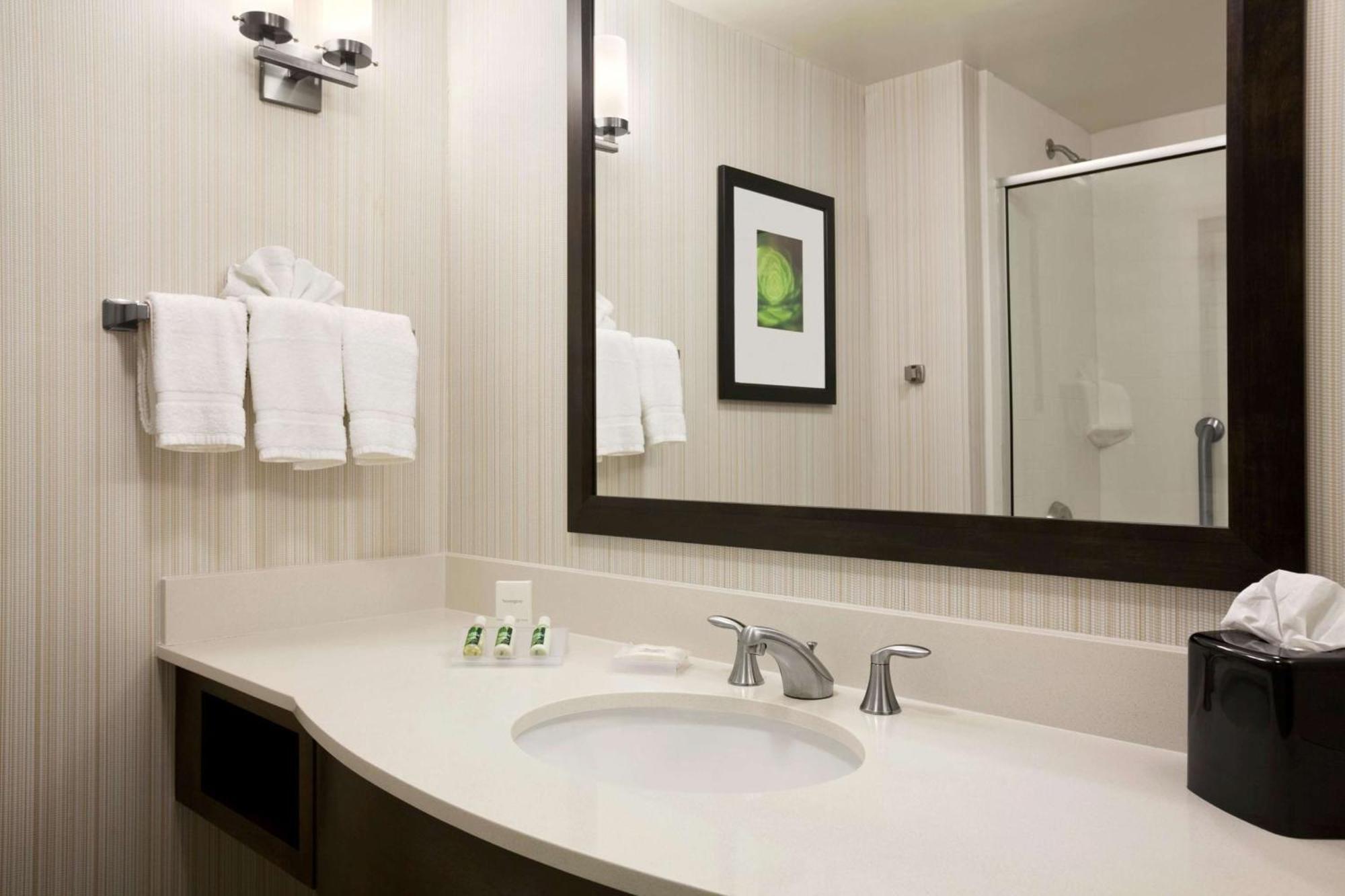Hilton Garden Inn Rochester/Pittsford Bushnell Basin Eksteriør bilde